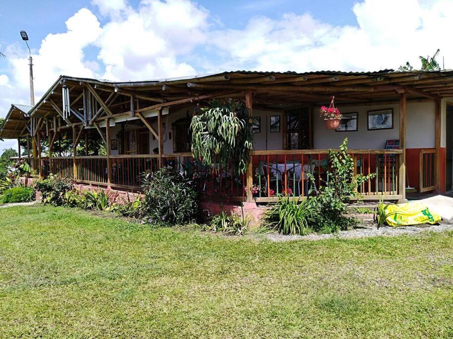 Finca En El Quindio Arrullo Cafetero Quimbaya Kültér fotó